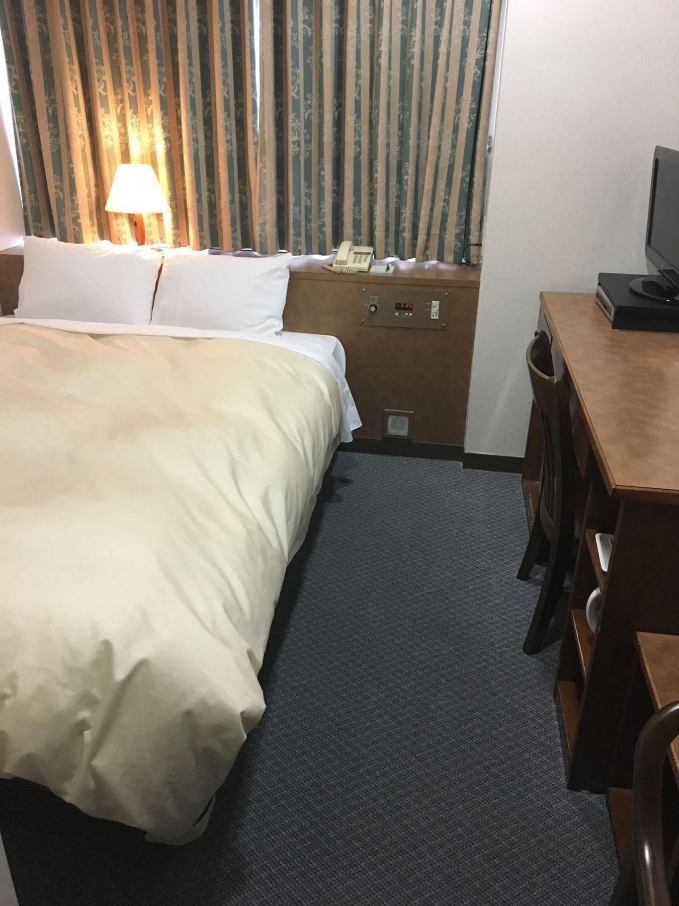 Hotel Crown Hills Matsuyama Matsuyama  Exteriör bild